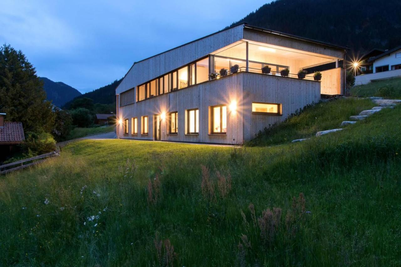Haus Albuin Apartment Sankt Gallenkirch Bagian luar foto